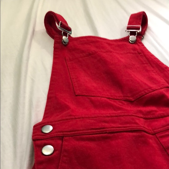 SOLD || REPOSH - NEW red overalls forever 21 - Picture 7 of 13